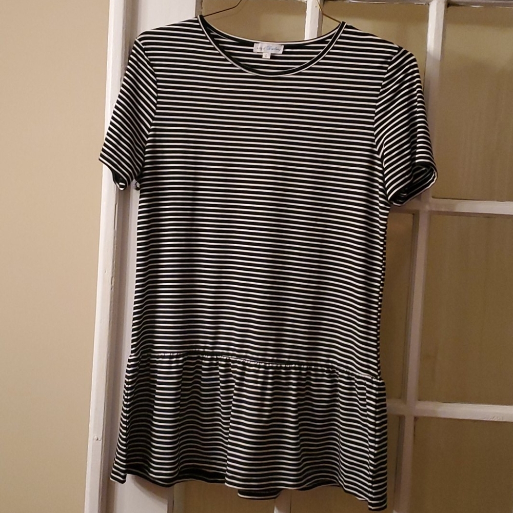 a dip of darling long striped tee shirt